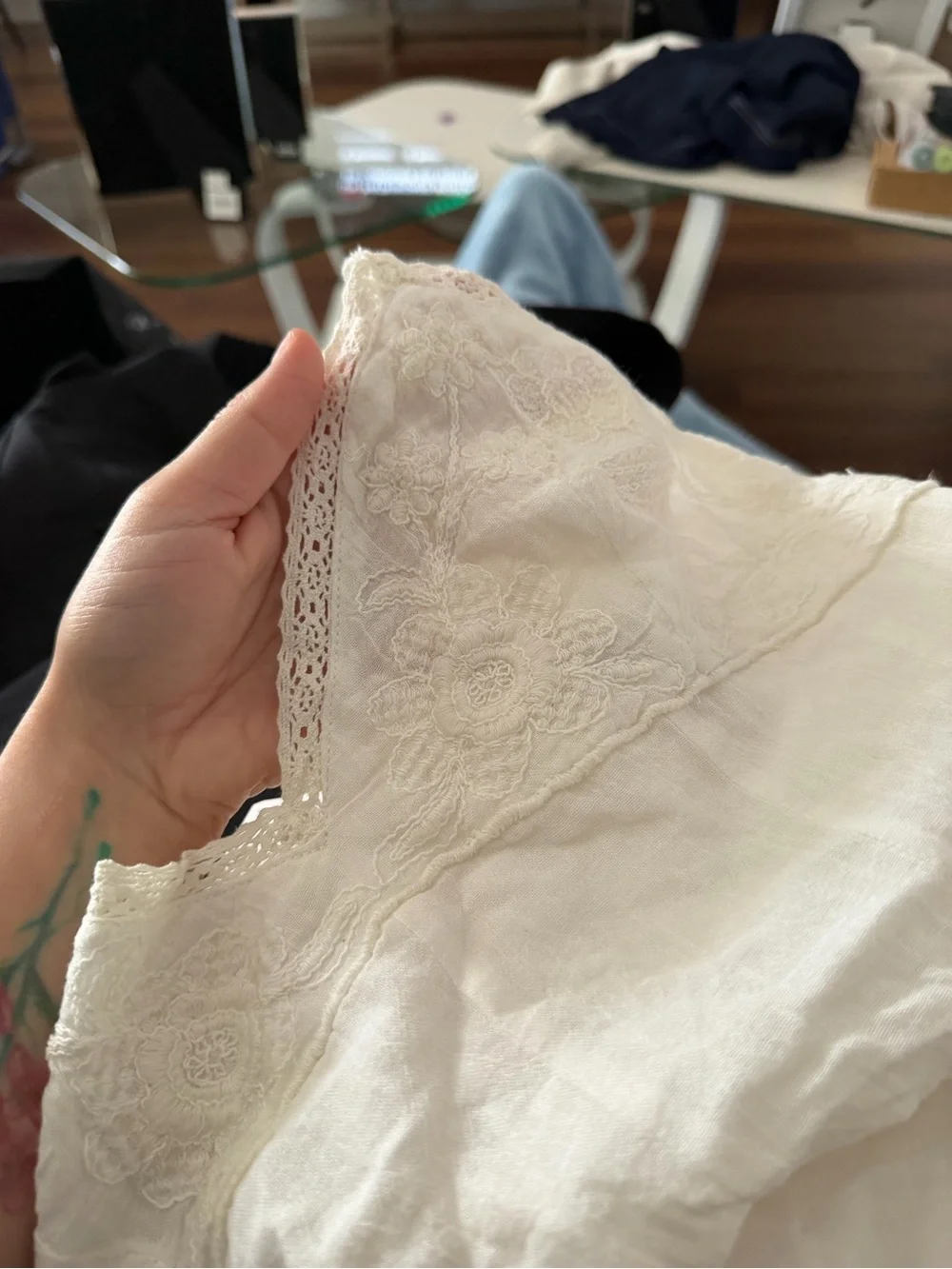 Zara light cream